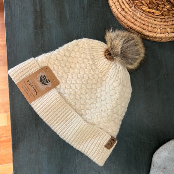 Sunday Afternoon Tranquil Merino Beanie Out of Stock. Women’s hat. - Picture 1 of 5
